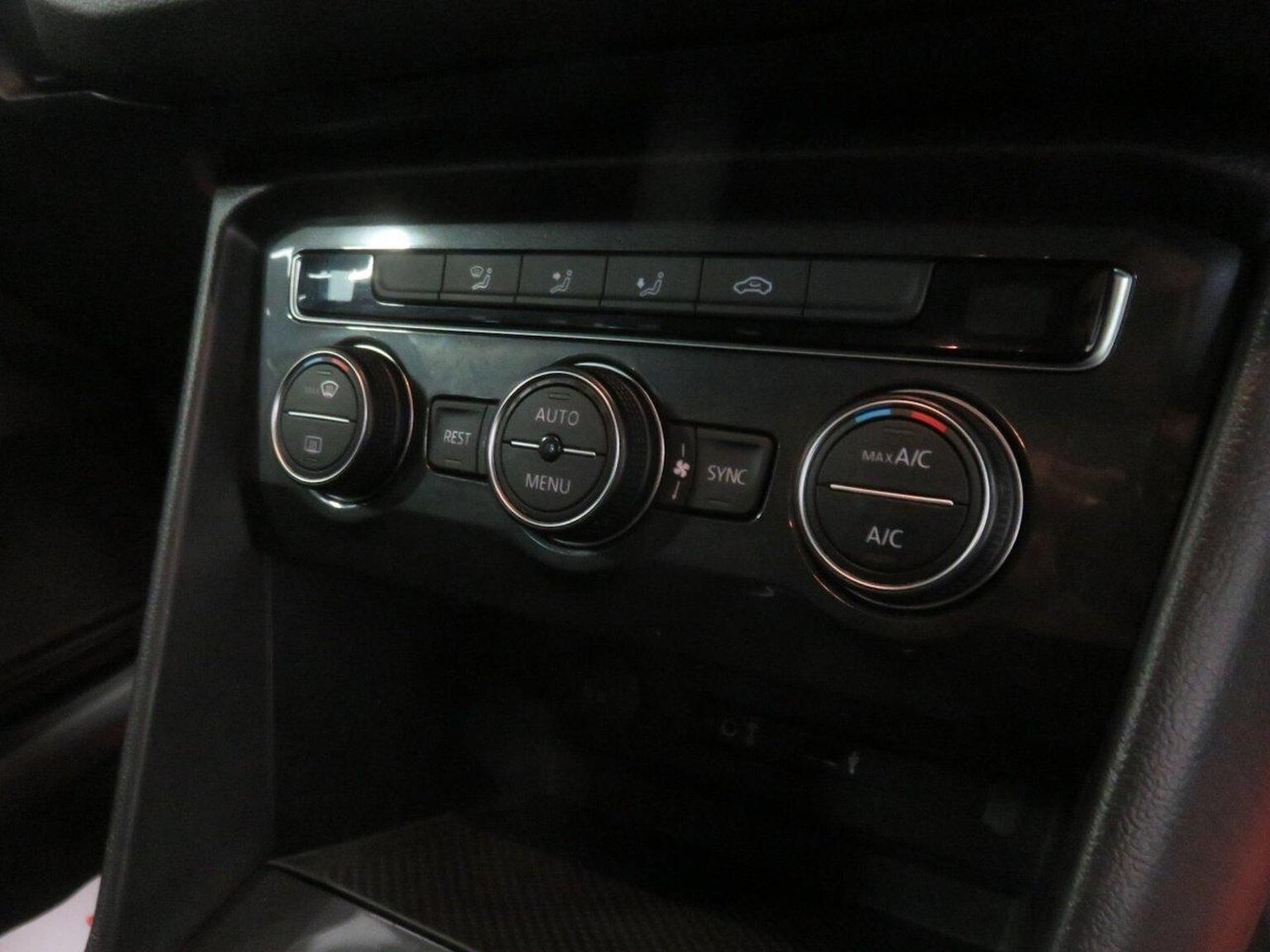 Used Volkswagen Tiguan 2017 for sale - 77938033: Photo 37