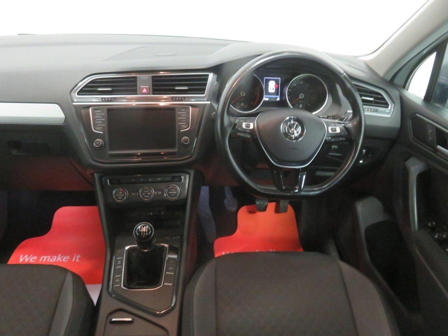 Used Volkswagen Tiguan 2017 for sale - 77938033: Photo 40