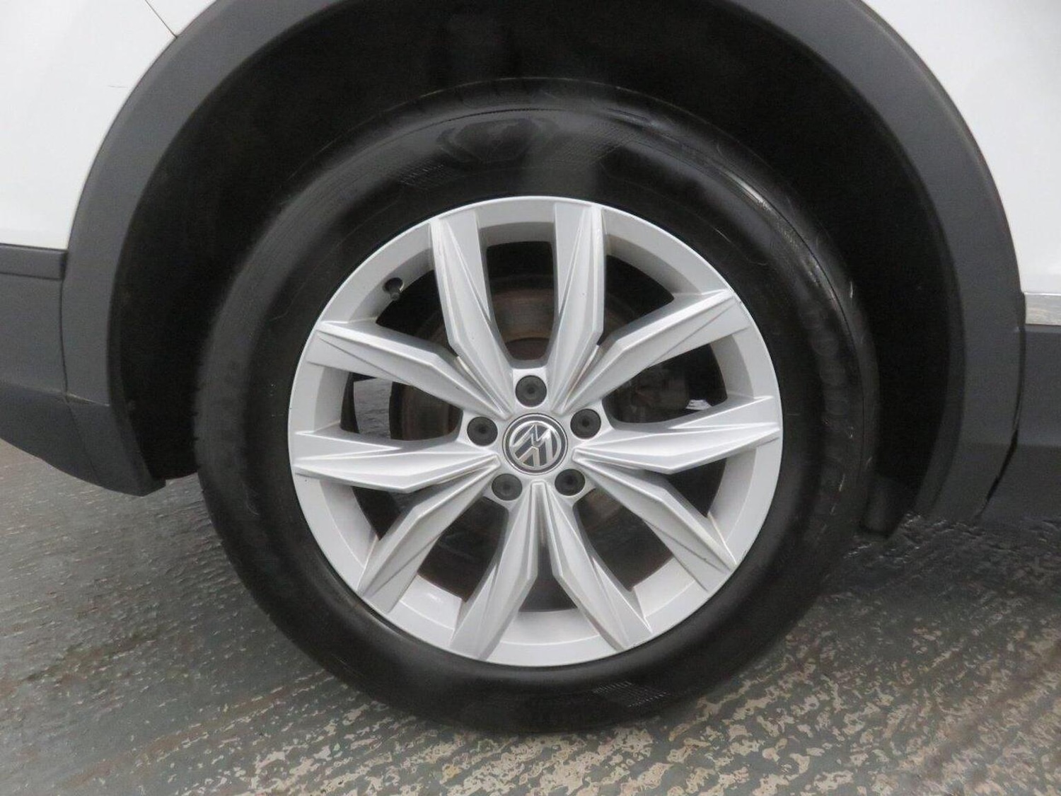 Used Volkswagen Tiguan 2017 for sale - 77938033: Photo 55