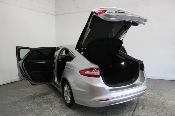 Used Ford Mondeo 2015 for sale - 76305644: Photo 19