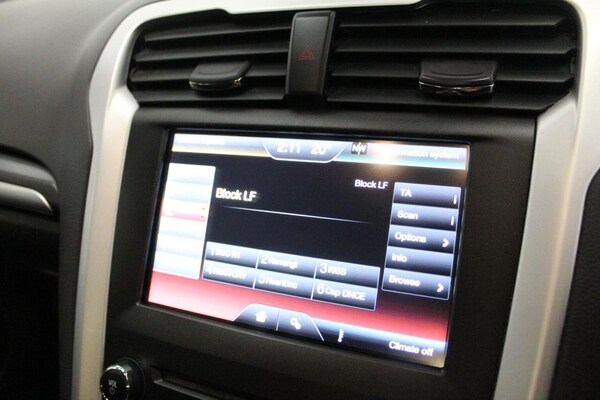 Used Ford Mondeo 2015 for sale - 76305644: Photo 35