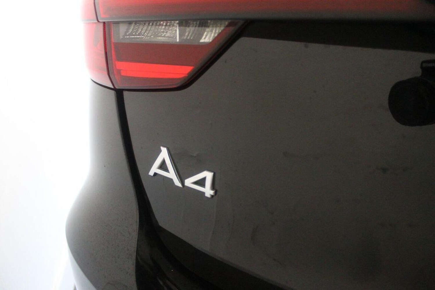 Used Audi A4 2016 for sale - 77937883: Photo 16