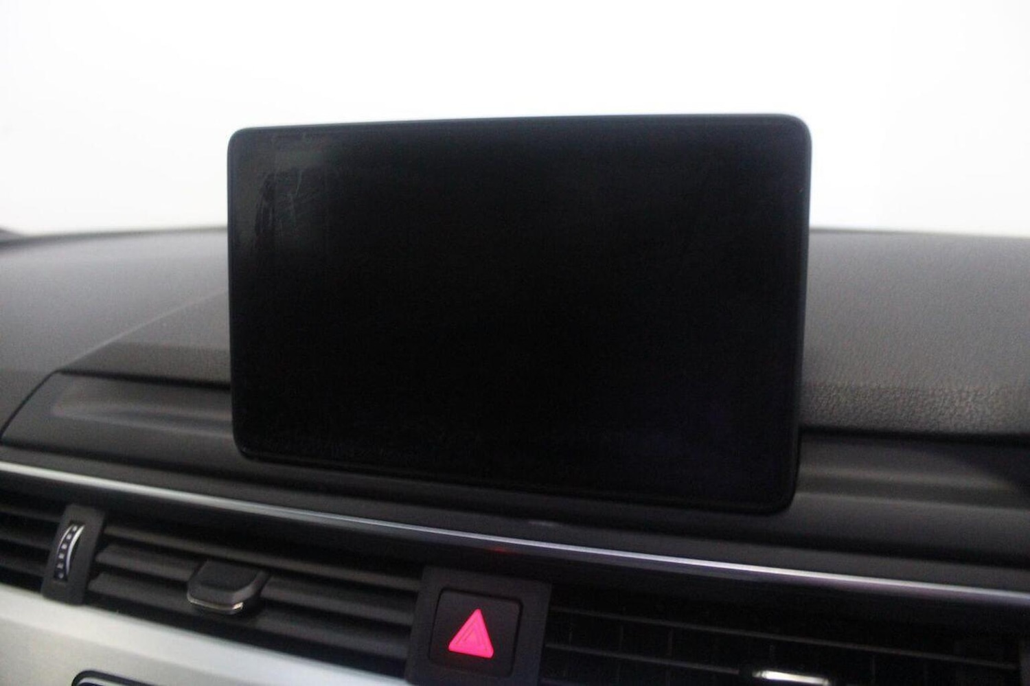 Used Audi A4 2016 for sale - 77937883: Photo 35