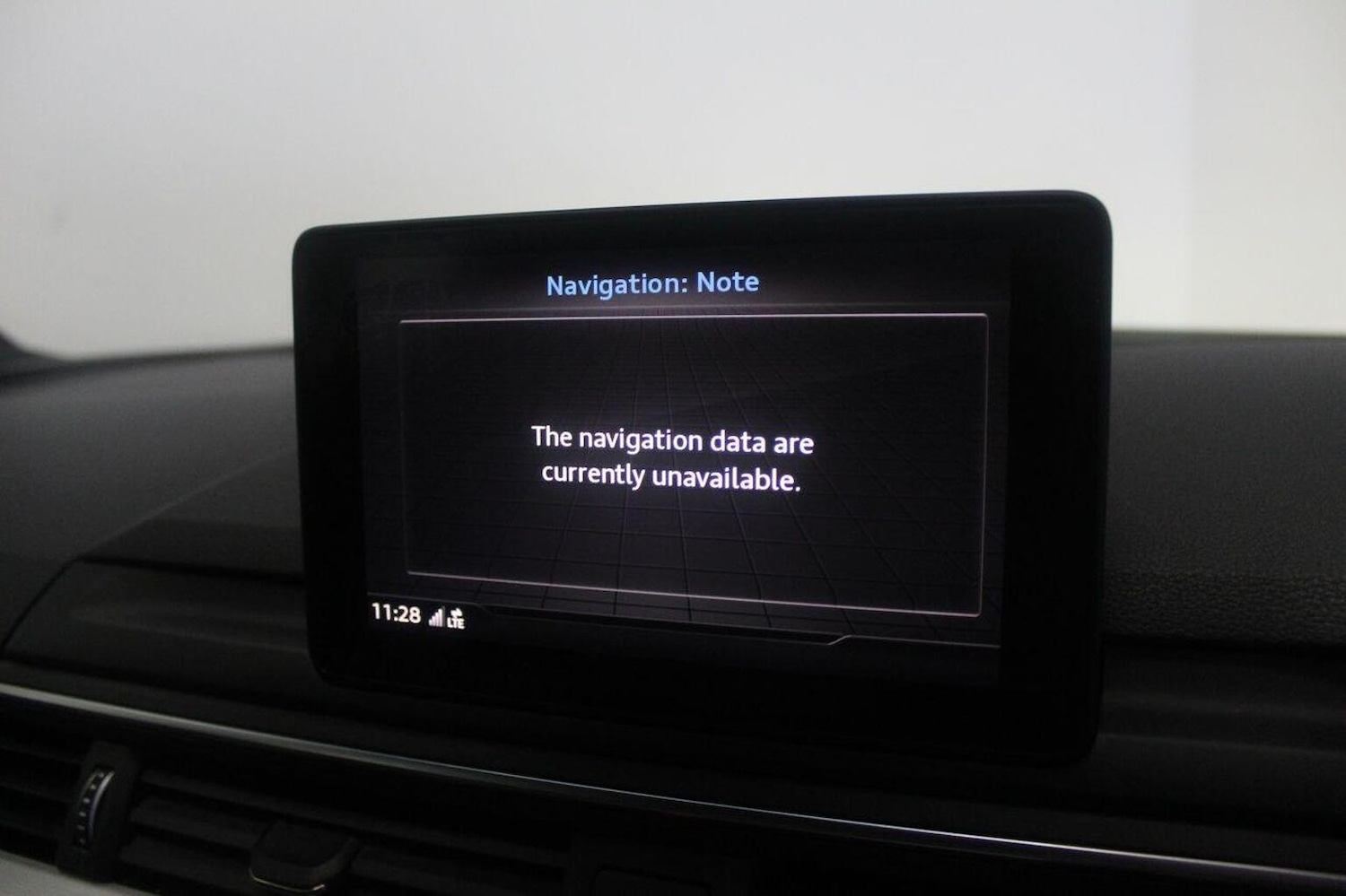 Used Audi A4 2016 for sale - 77937883: Photo 41