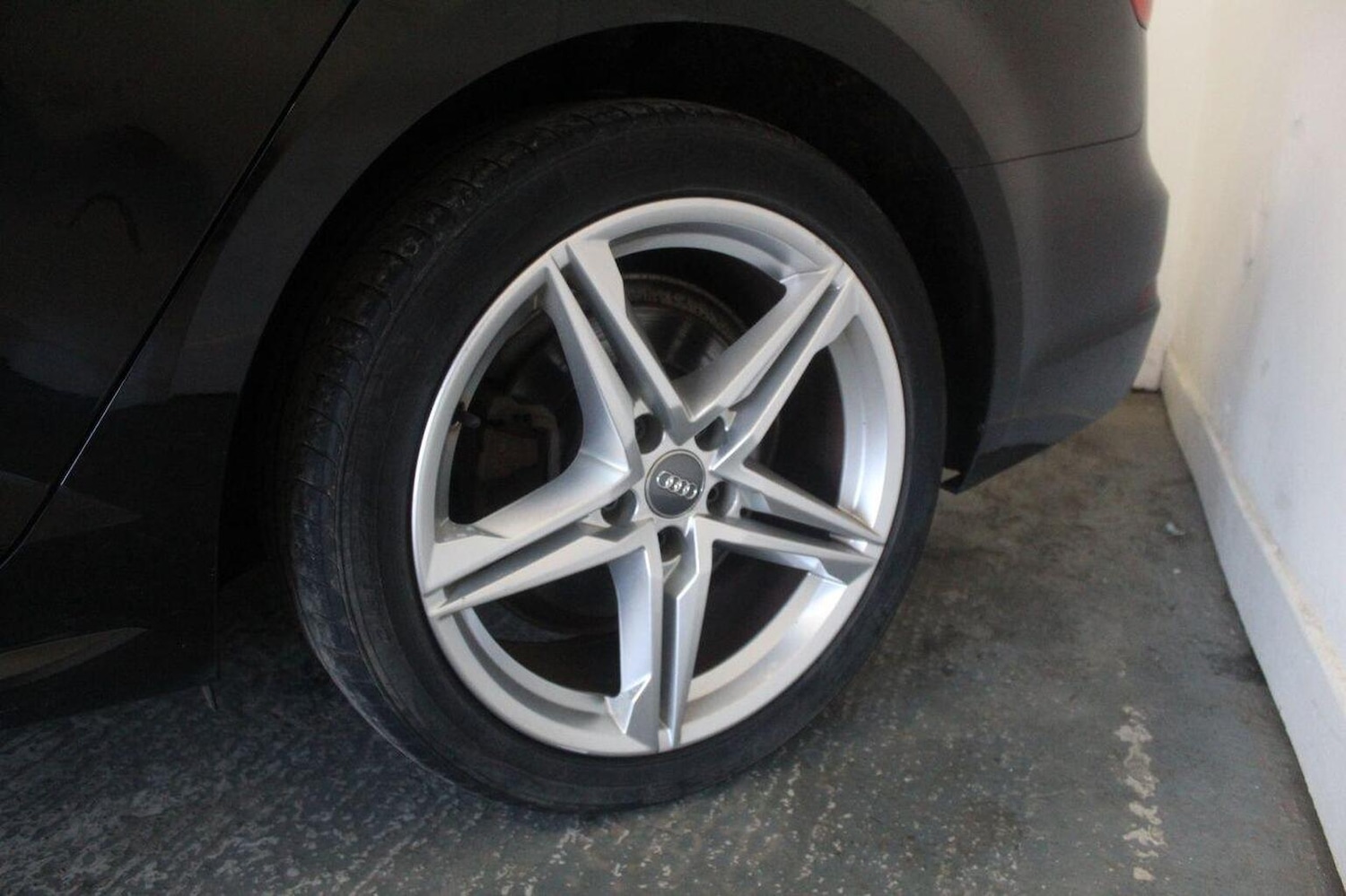 Used Audi A4 2016 for sale - 77937883: Photo 60