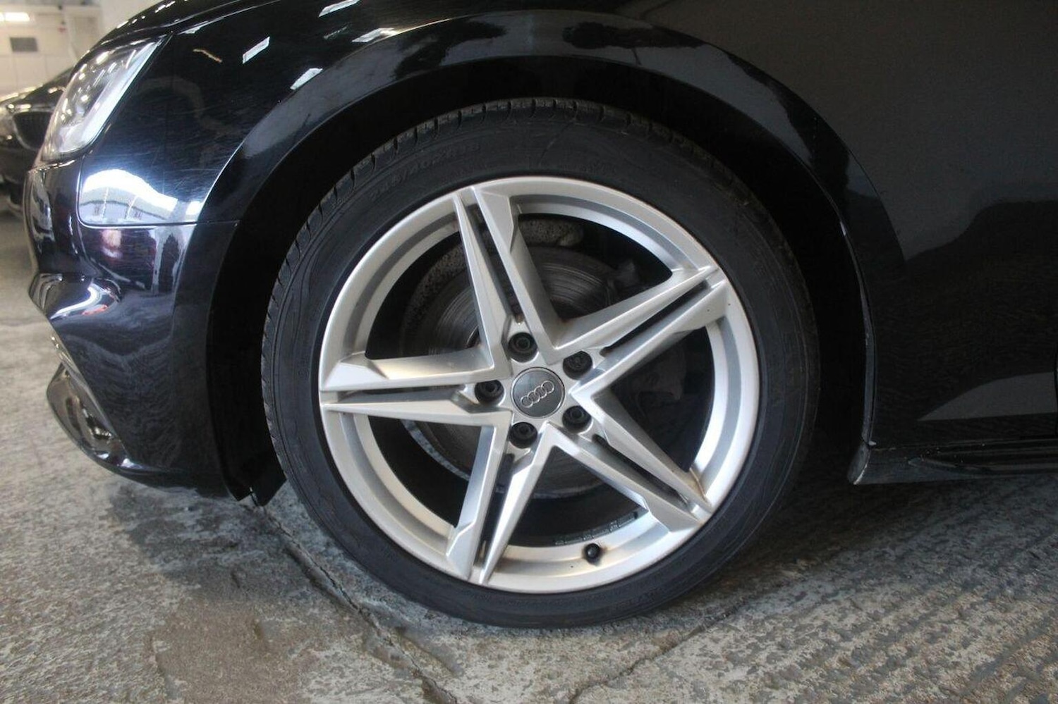 Used Audi A4 2016 for sale - 77937883: Photo 61