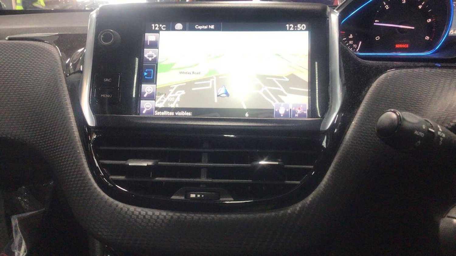 Used Peugeot 2008 2014 for sale - 78018332: Photo 17