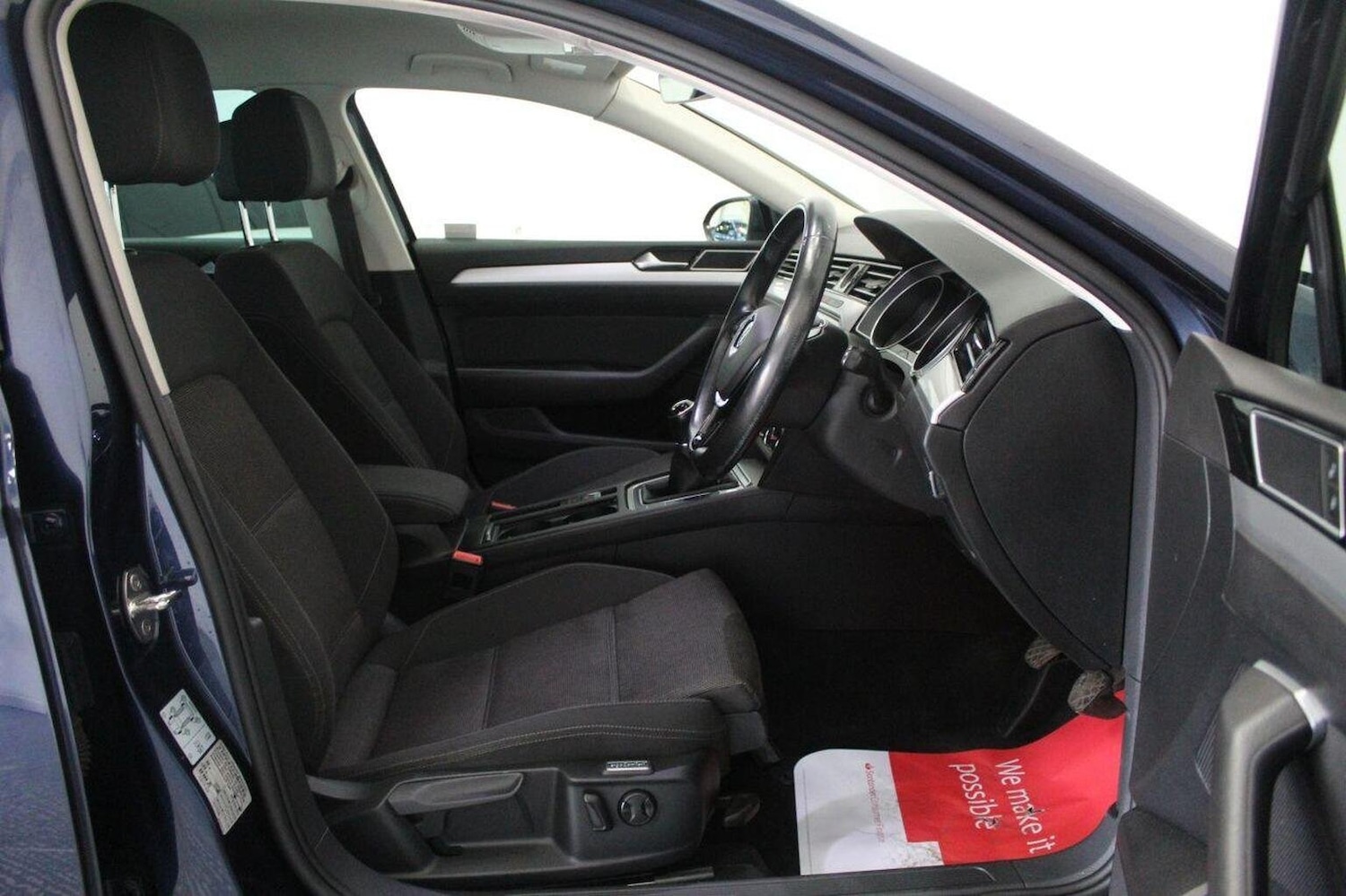 Used Volkswagen Passat 2015 for sale - 76016702: Photo 30