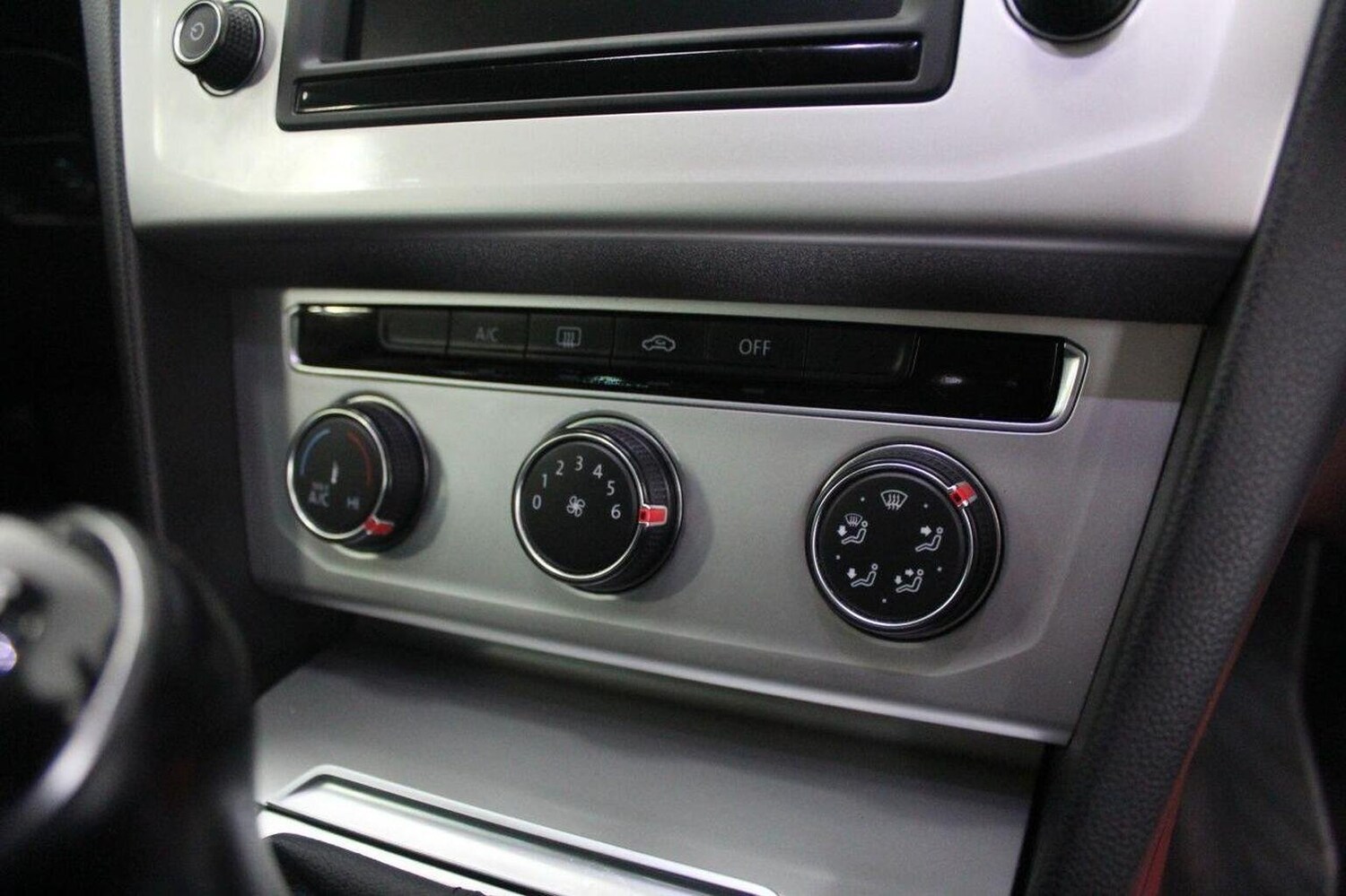 Used Volkswagen Passat 2015 for sale - 76016702: Photo 42