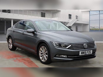 Used Volkswagen Passat 2015 for sale - 77296849: Photo