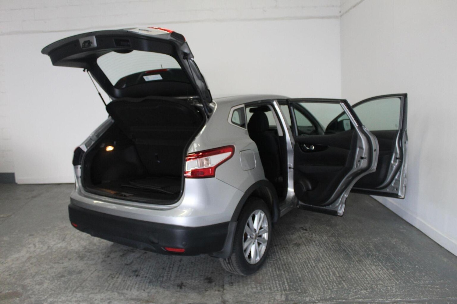 Used Nissan Qashqai 2015 for sale - 78084437: Photo 22
