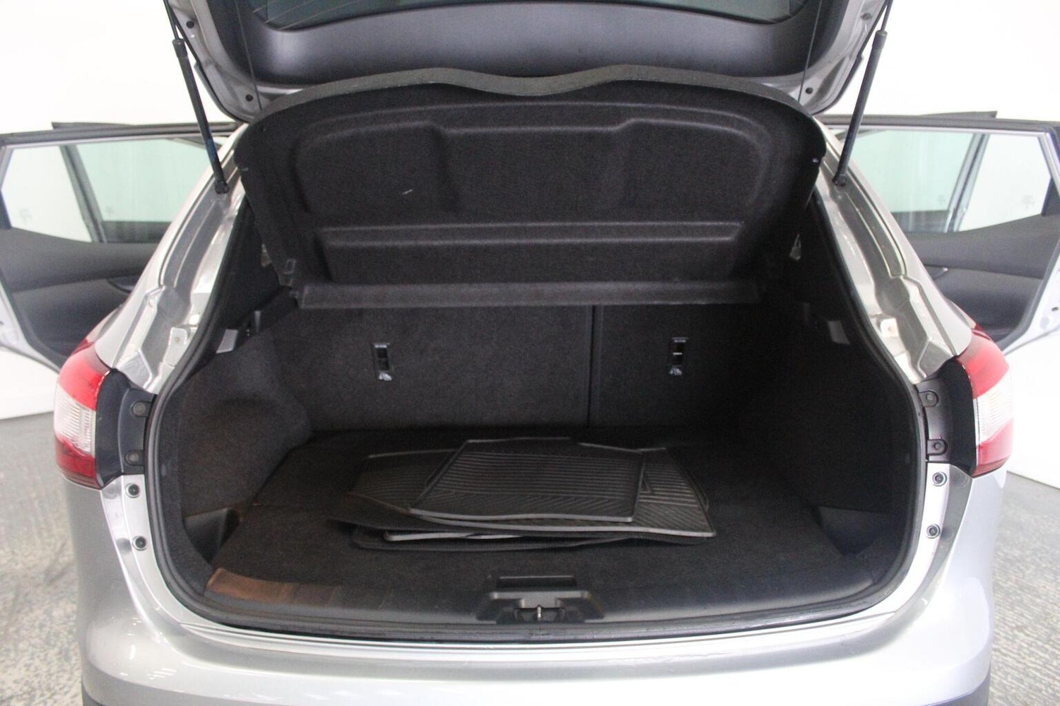 Used Nissan Qashqai 2015 for sale - 78084437: Photo 24