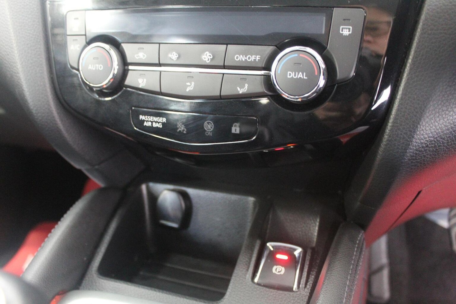 Used Nissan Qashqai 2015 for sale - 78084437: Photo 40