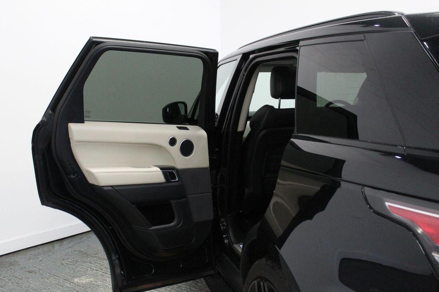 Used Land Rover Range Rover Sport 2014 for sale - 77464546: Photo 20