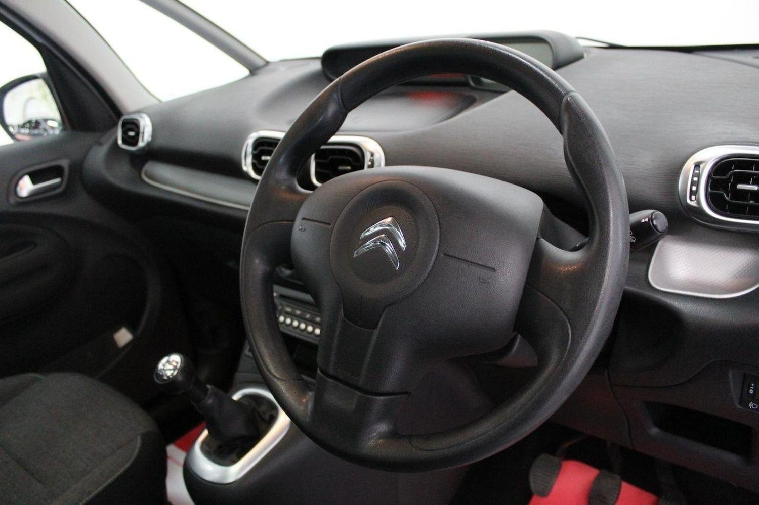 Used Citroen C3 Picasso 2015 for sale - 76246090: Photo 41