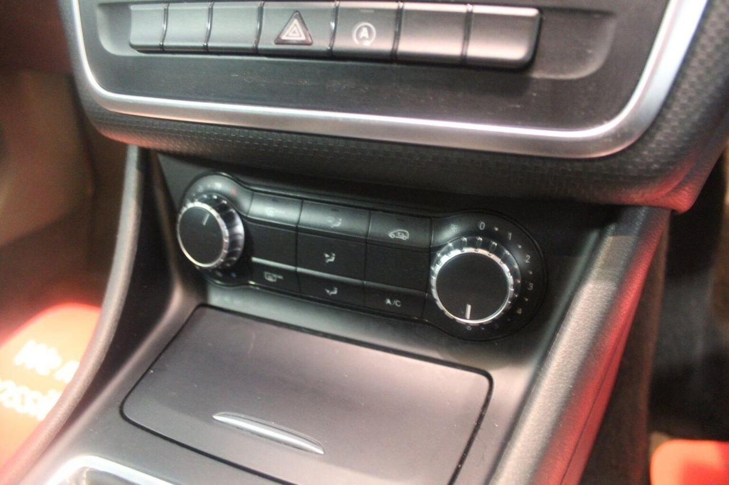 Used Mercedes-Benz A-Class 2015 for sale - 77251349: Photo 39