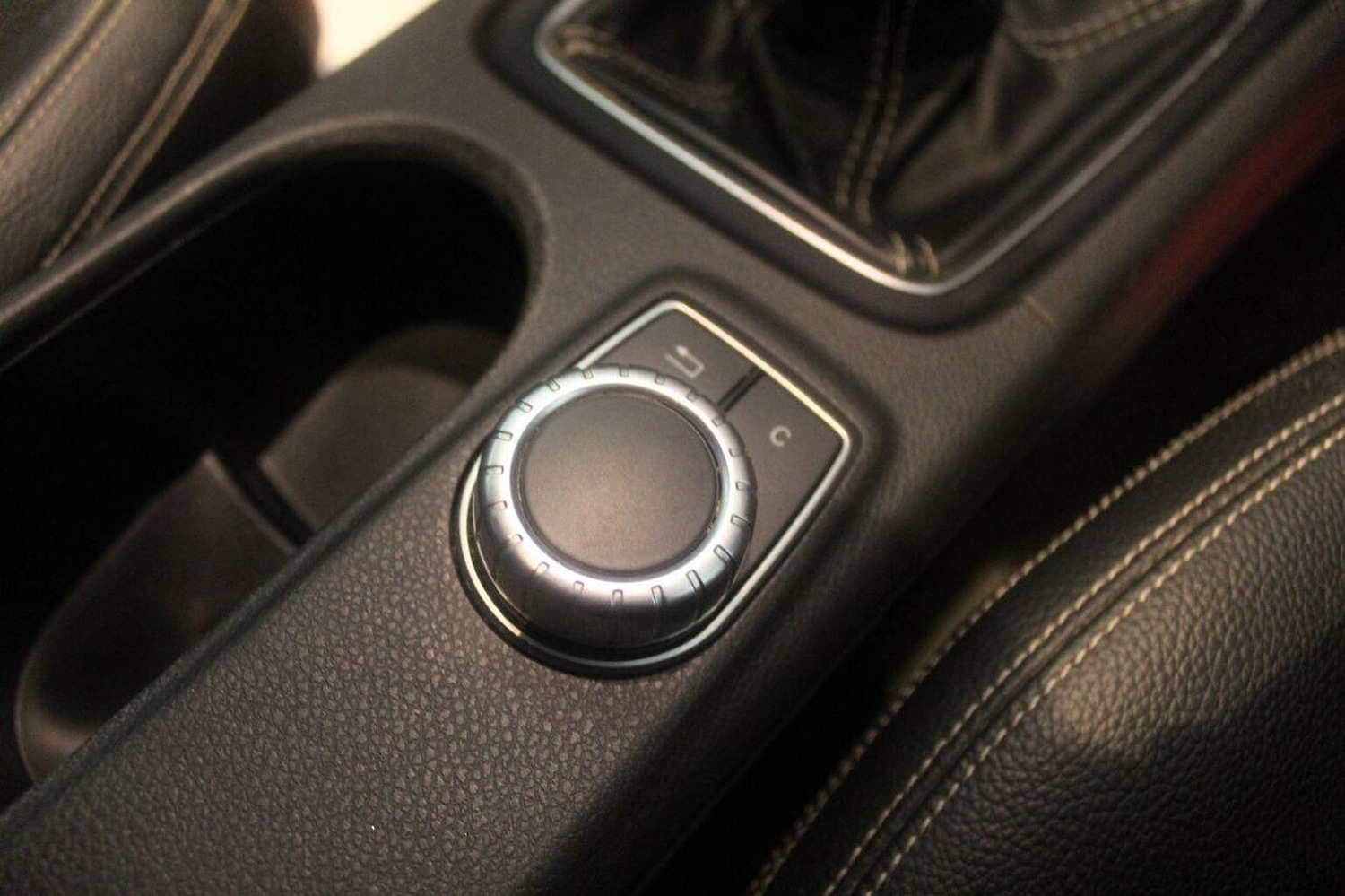 Used Mercedes-Benz A-Class 2015 for sale - 77251349: Photo 40