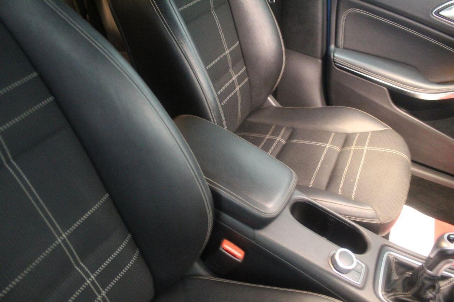 Used Mercedes-Benz A-Class 2015 for sale - 77395147: Photo 42