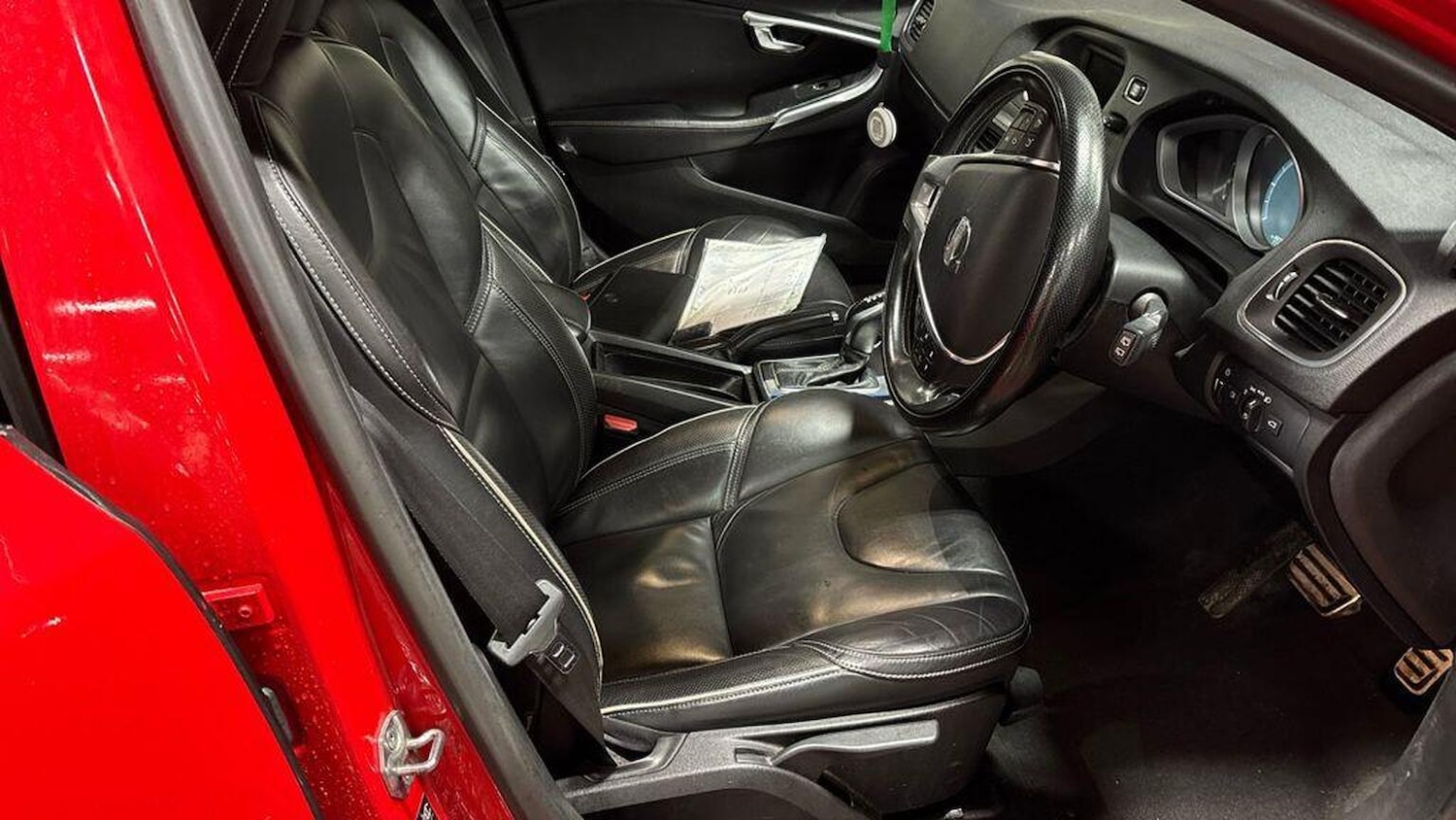 Used Volvo V40 2014 for sale - 77937819: Photo 13