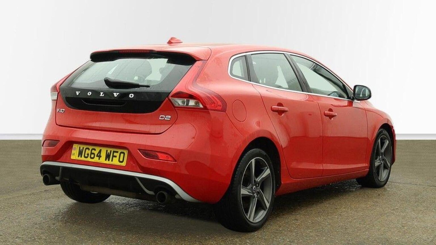 Used Volvo V40 2014 for sale - 77937819: Photo 5