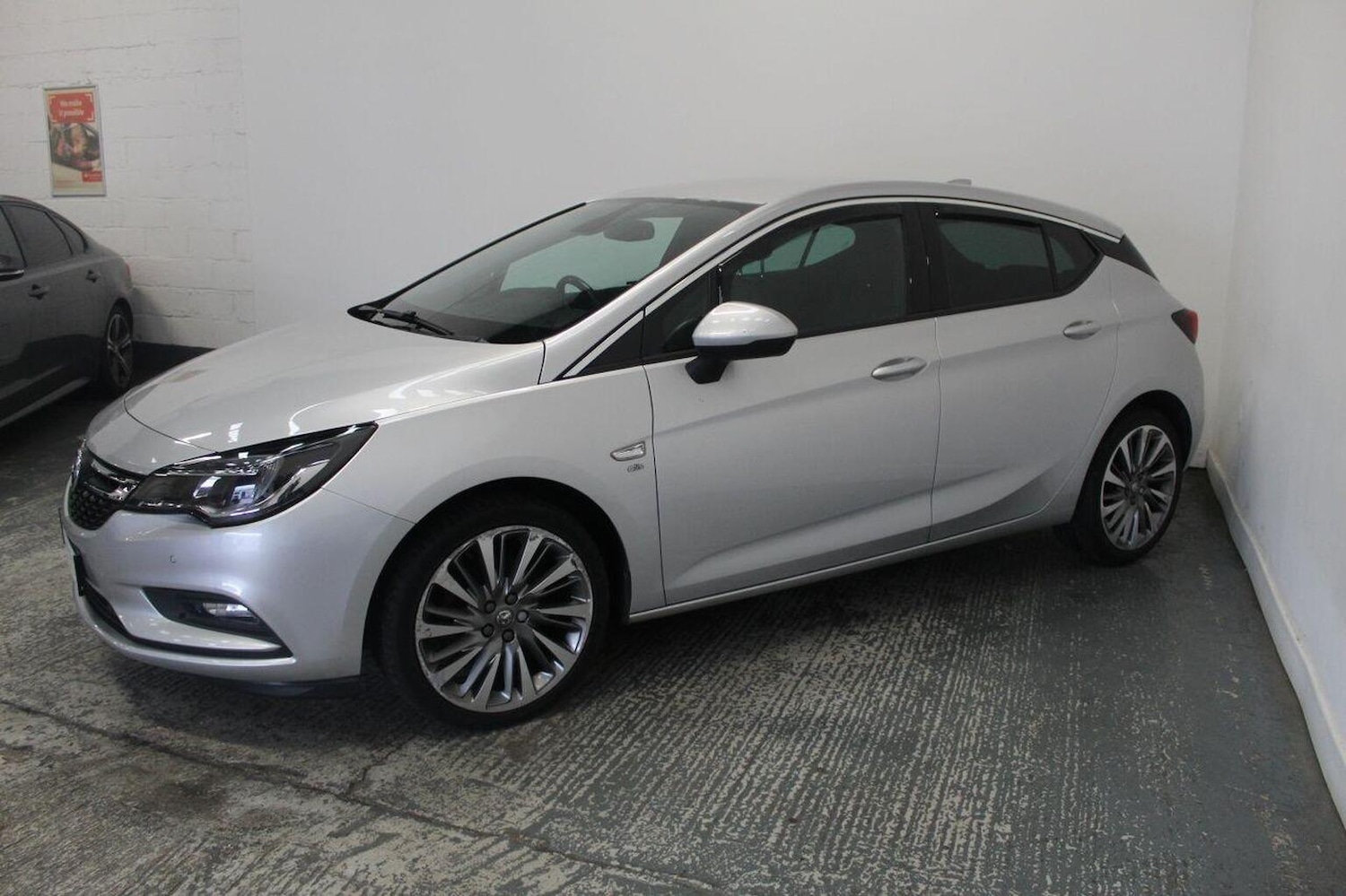Used Vauxhall Astra 2016 for sale - 76631472: Photo 5