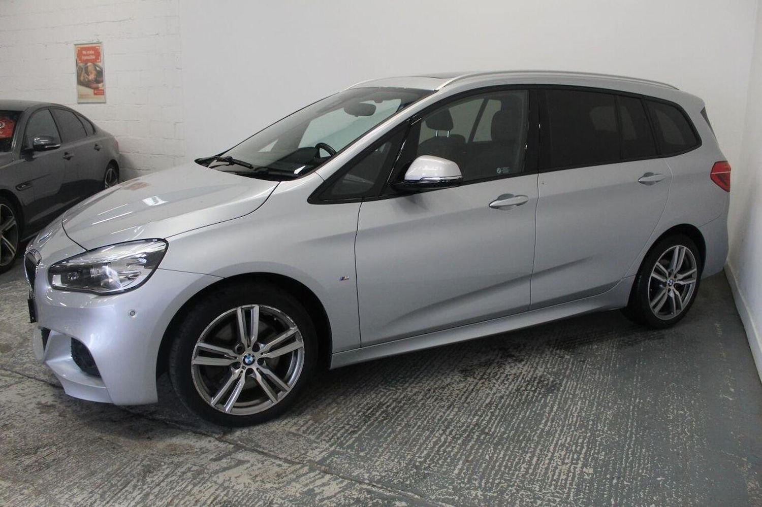 Used BMW 2 Series 2015 for sale - 76924274: Photo 5