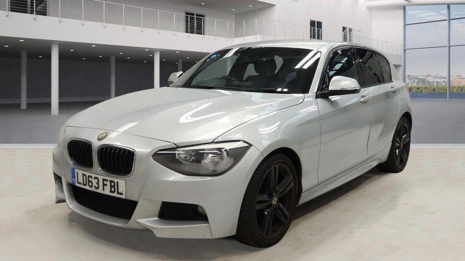 Used BMW 1 Series 2013 for sale - 77813166: Photo 2
