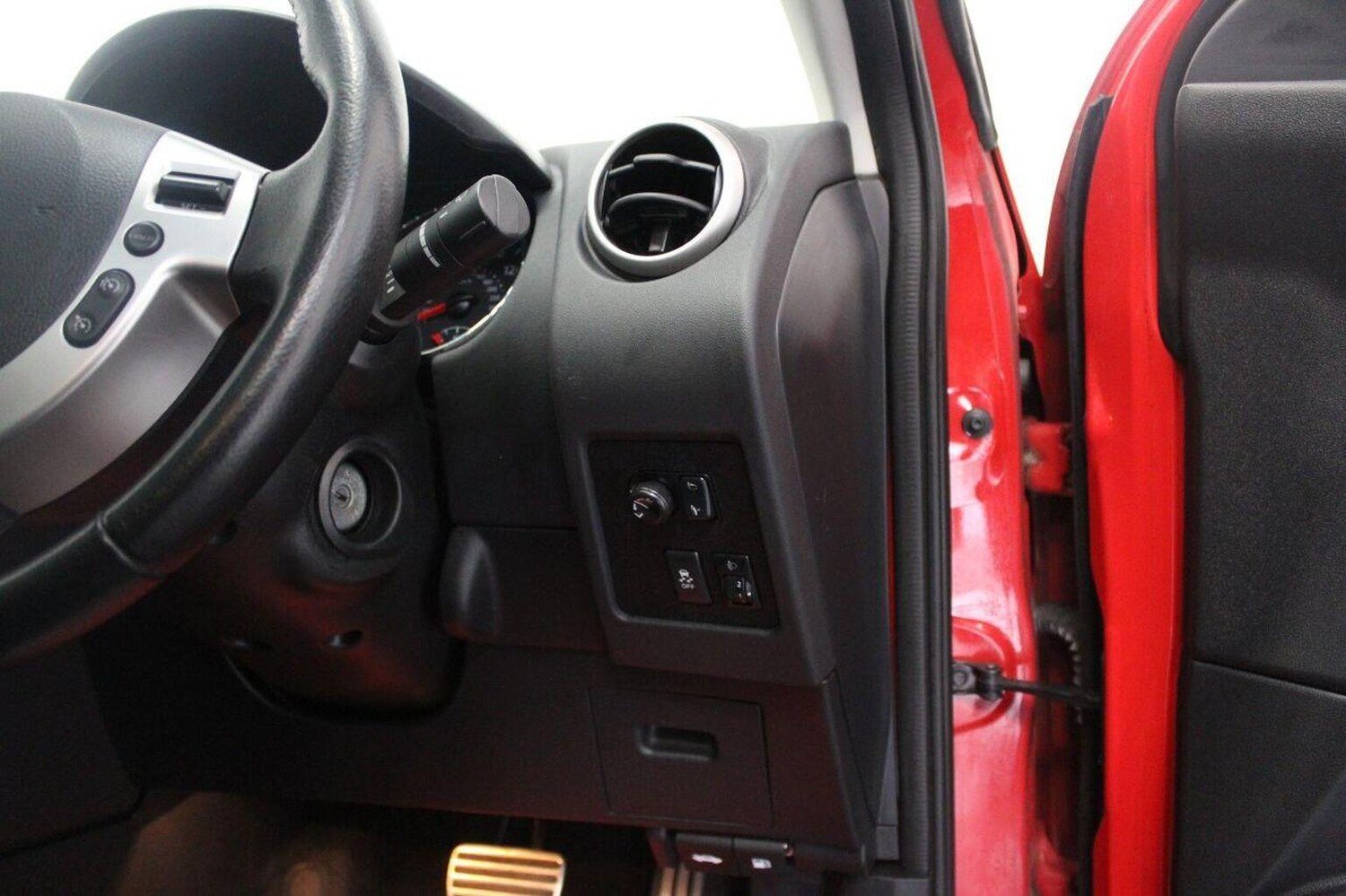 Used Nissan Qashqai 2013 for sale - 77807086: Photo 51