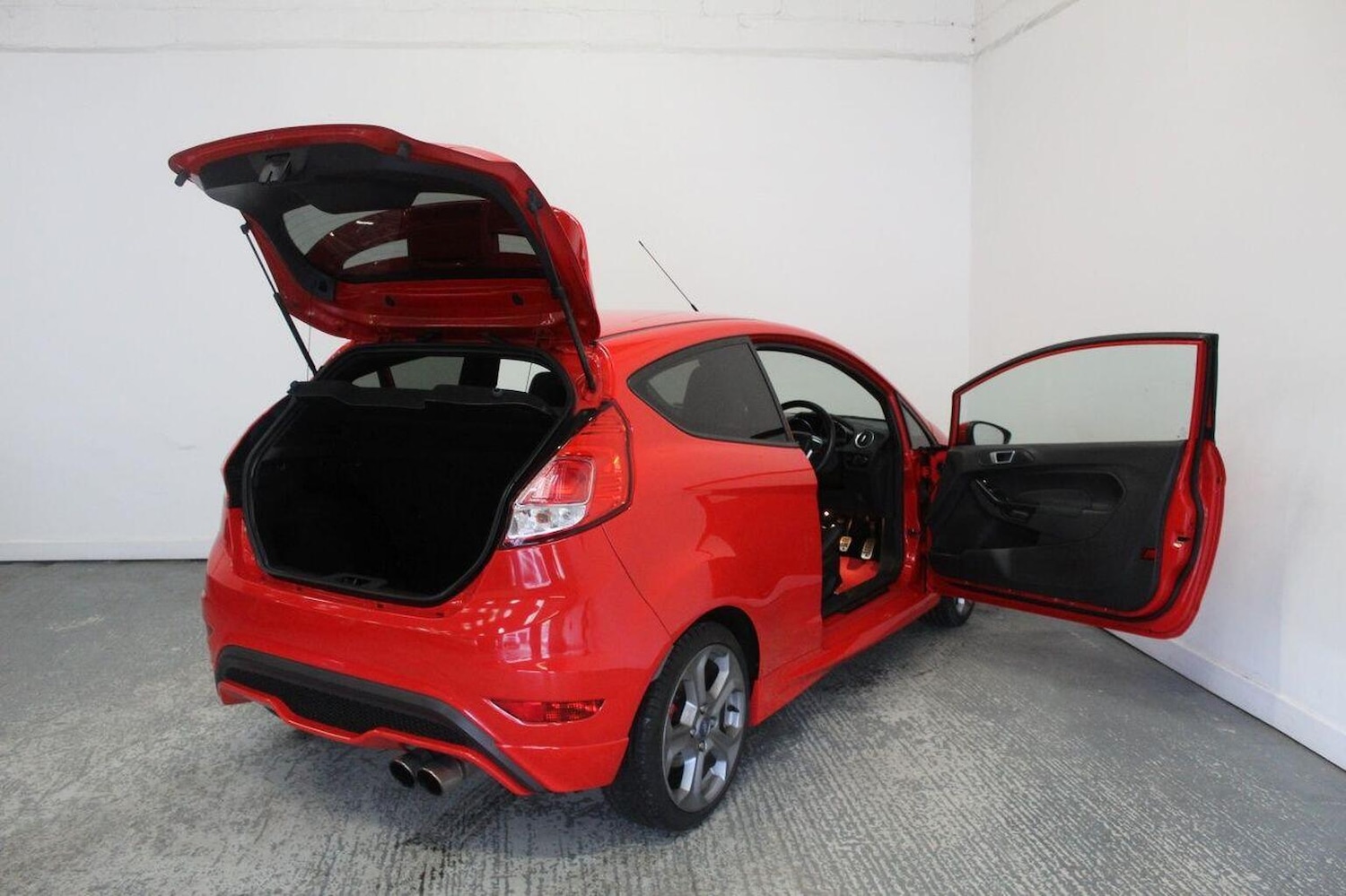 Used Ford Fiesta 2013 for sale - 76911107: Photo 20