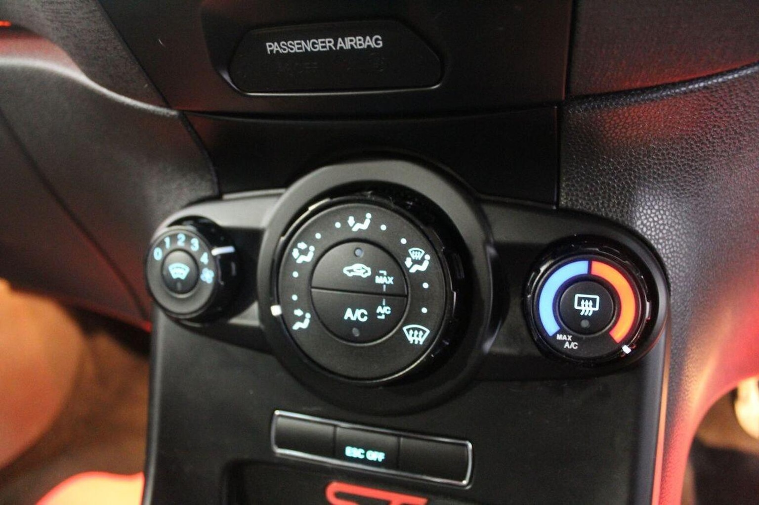 Used Ford Fiesta 2013 for sale - 76911107: Photo 37