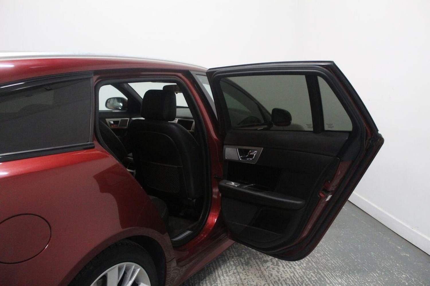 Used Jaguar XF 2014 for sale - 77937825: Photo 27