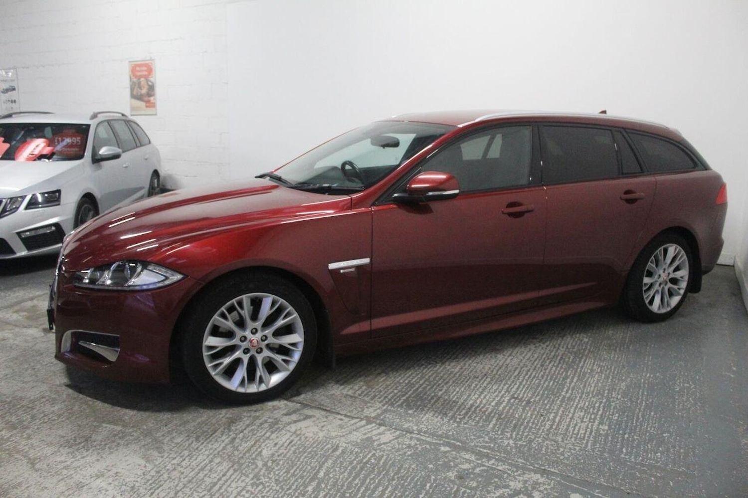 Used Jaguar XF 2014 for sale - 77937825: Photo 5