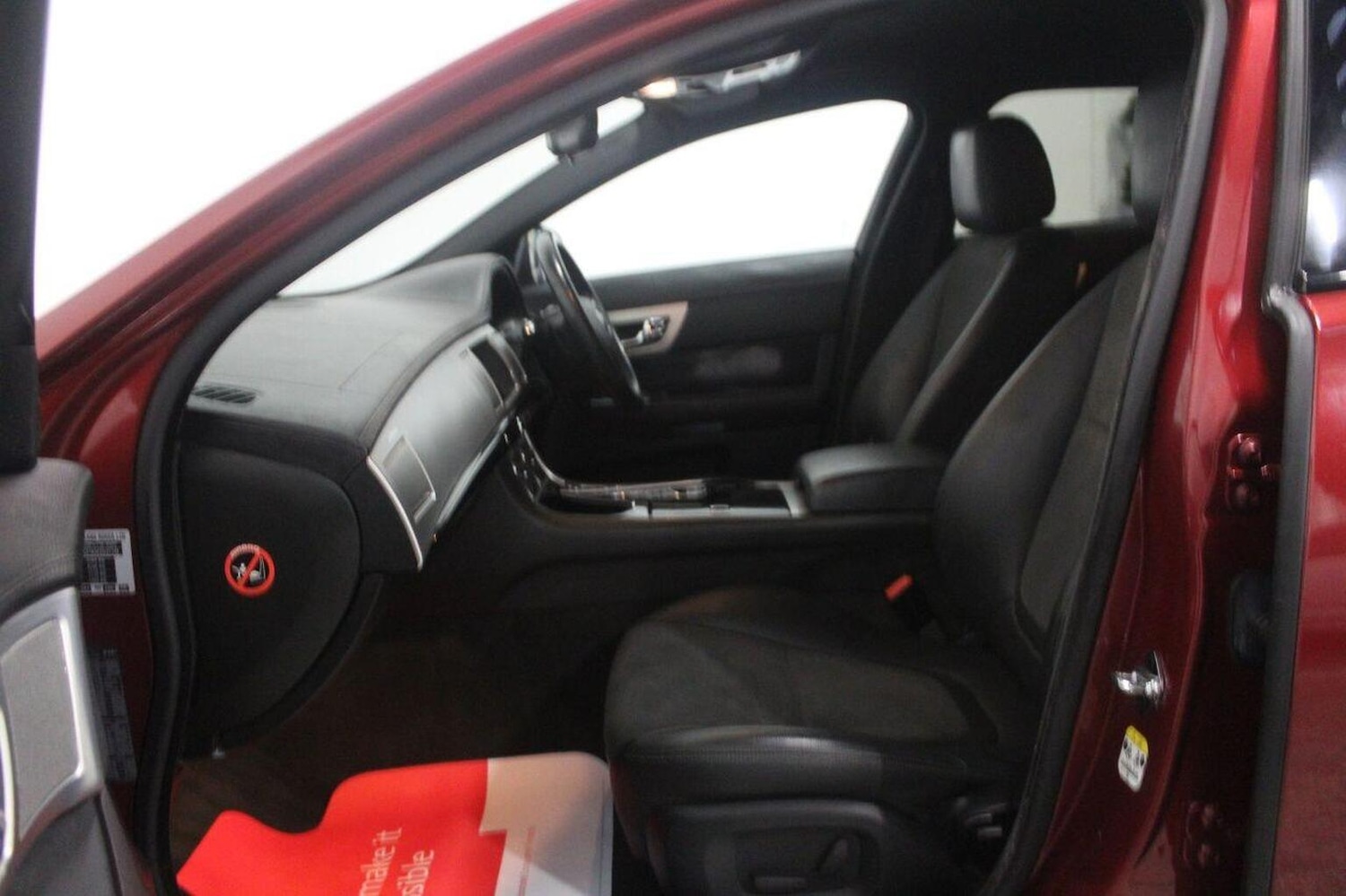 Used Jaguar XF 2014 for sale - 77937825: Photo 55