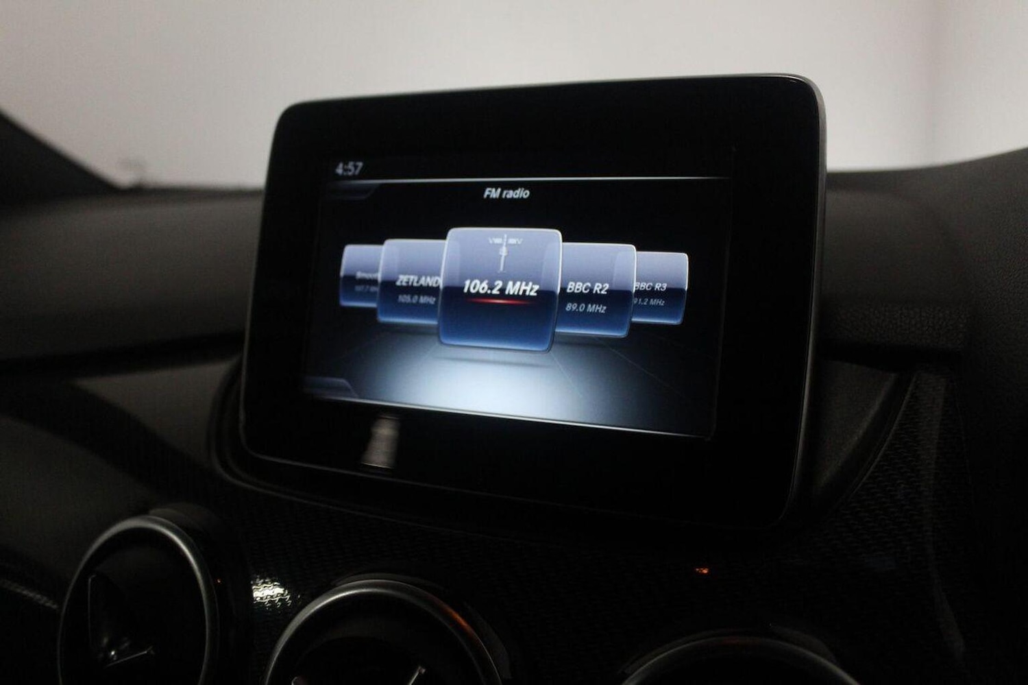 Used Mercedes-Benz B Class 2015 for sale - 77319839: Photo 31