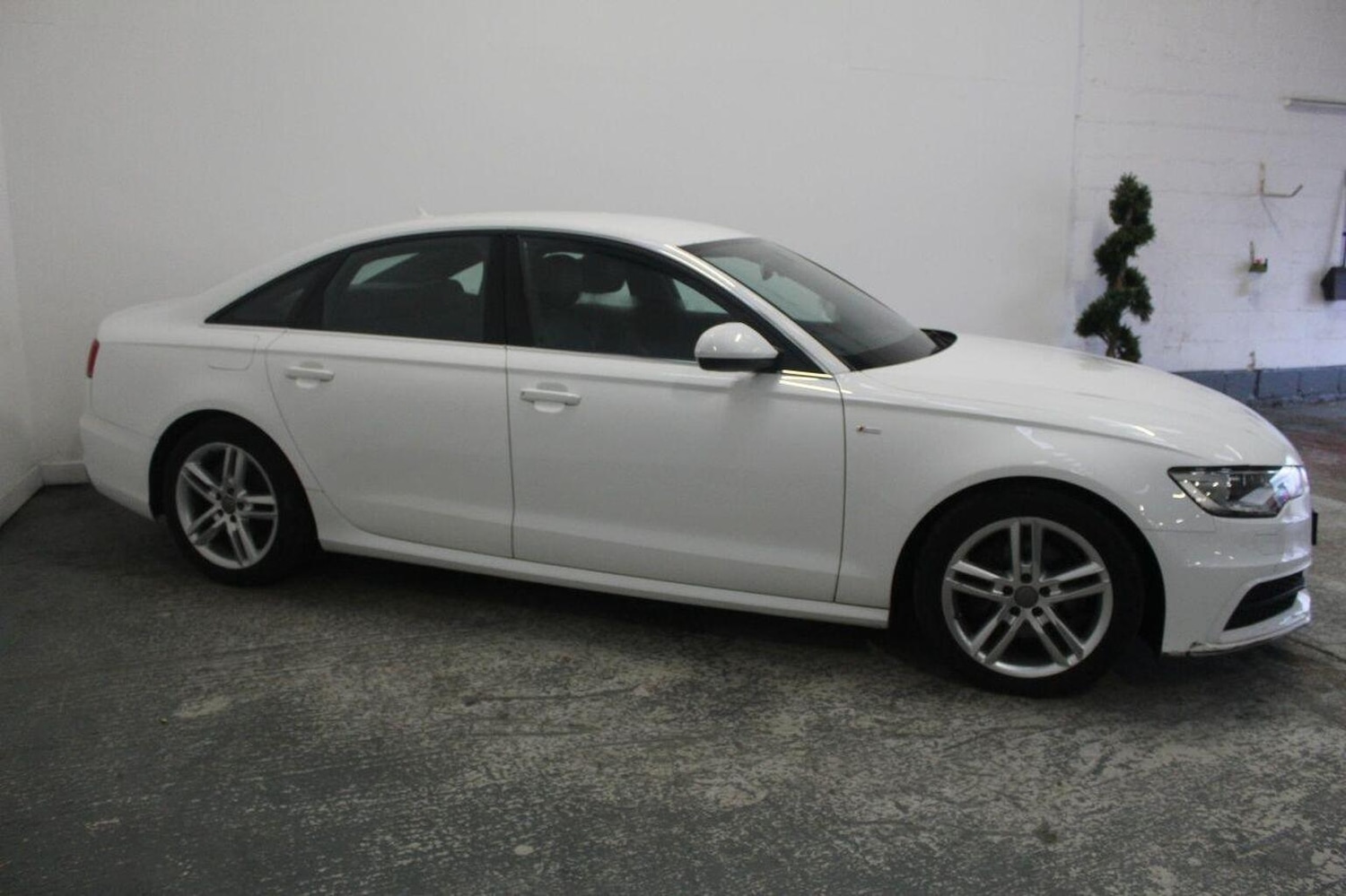 Used Audi A6 2013 for sale - 77237151: Photo 4