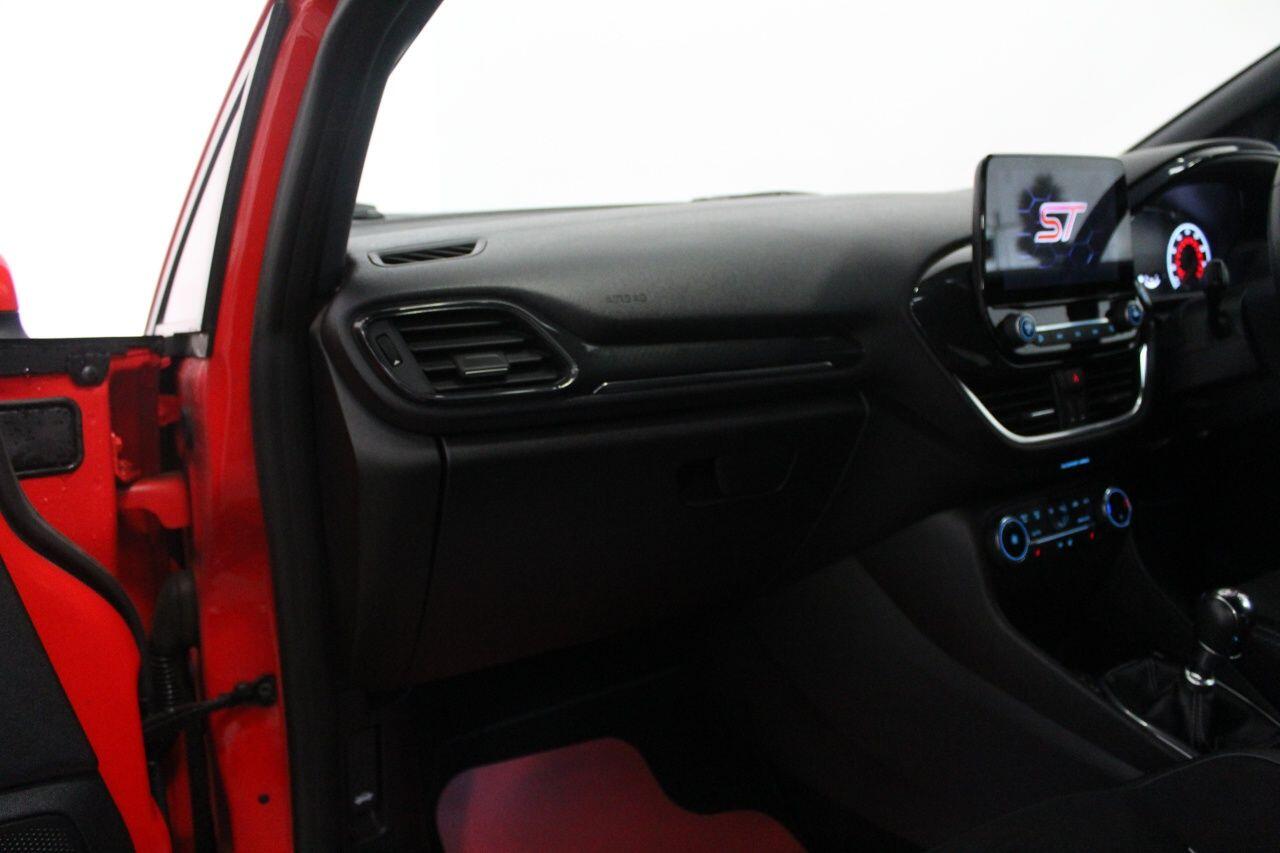 Used Ford Fiesta 2019 for sale - 75913262: Photo 27