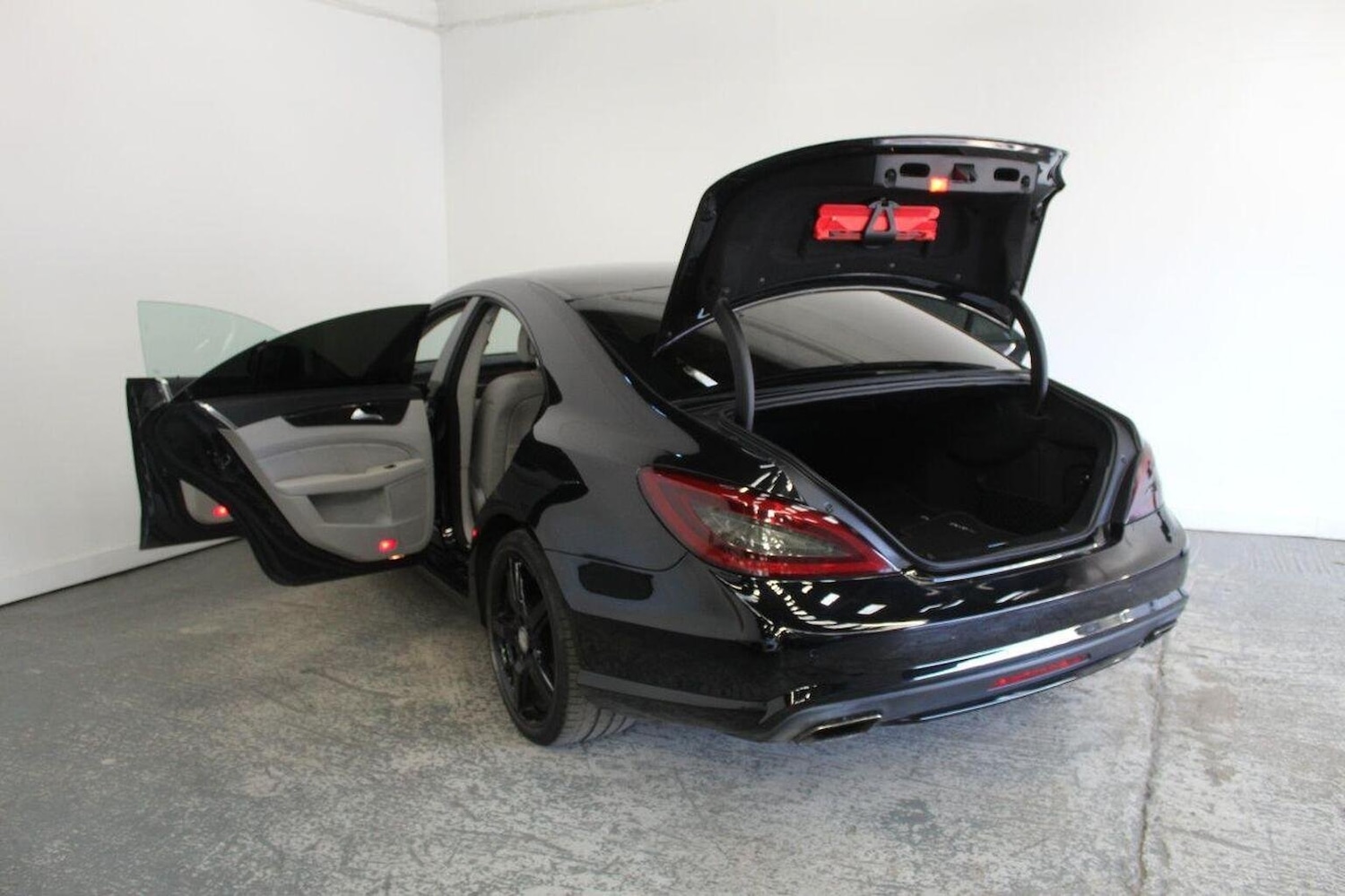 Used Mercedes-Benz CLS 2013 for sale - 76041065: Photo 19
