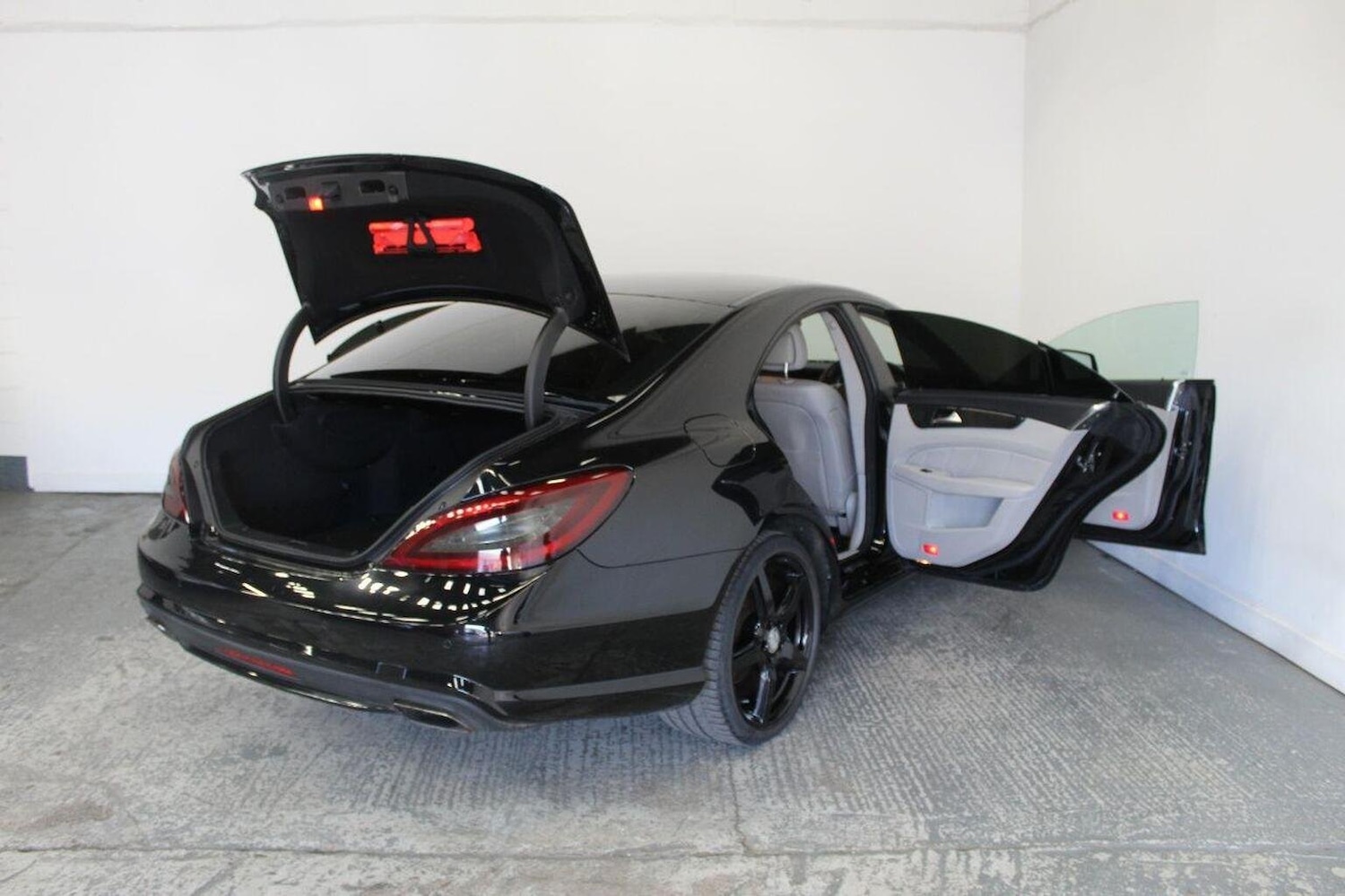 Used Mercedes-Benz CLS 2013 for sale - 76041065: Photo 20