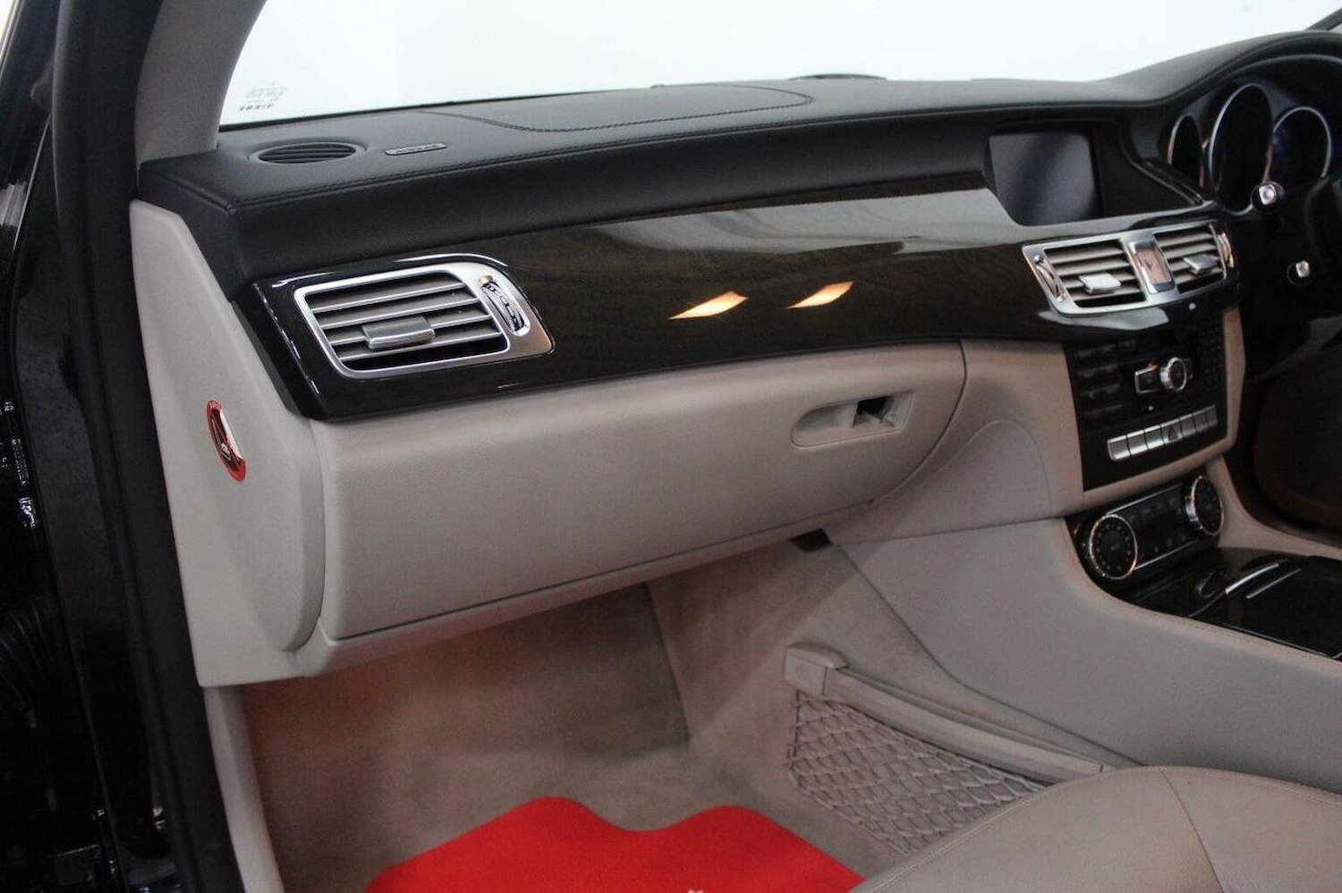 Used Mercedes-Benz CLS 2013 for sale - 76041065: Photo 29