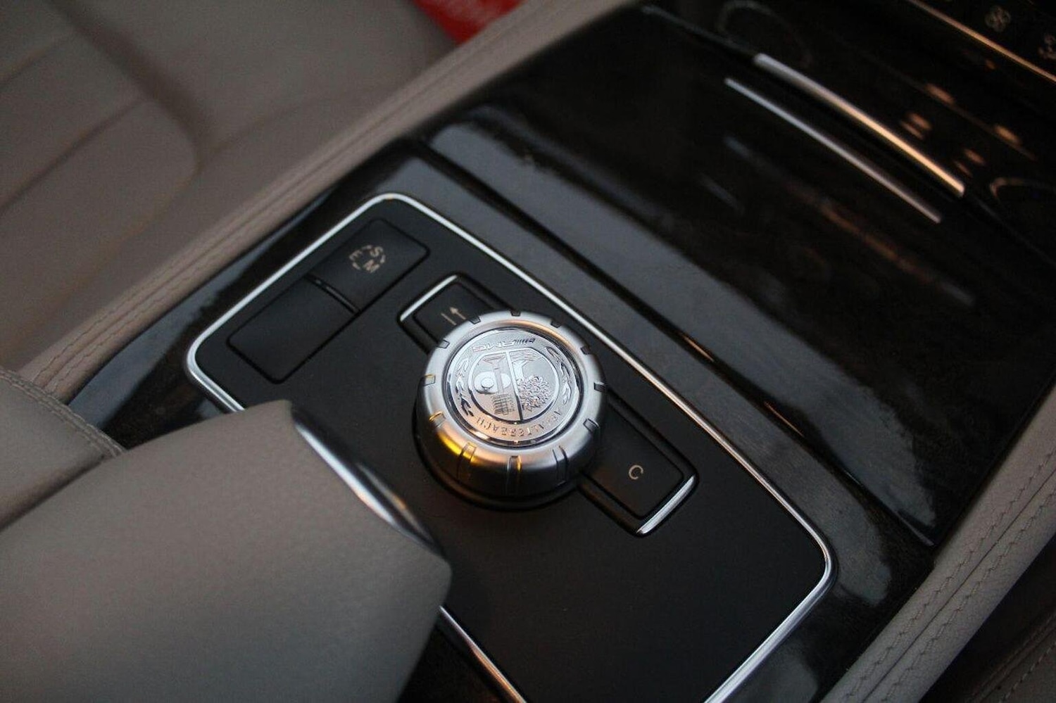Used Mercedes-Benz CLS 2013 for sale - 76041065: Photo 40