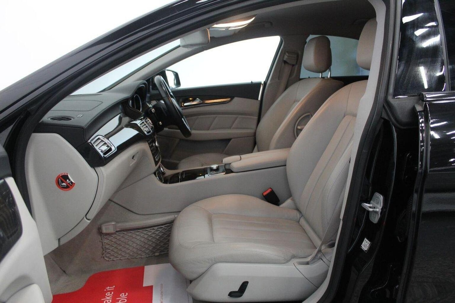 Used Mercedes-Benz CLS 2013 for sale - 76041065: Photo 49