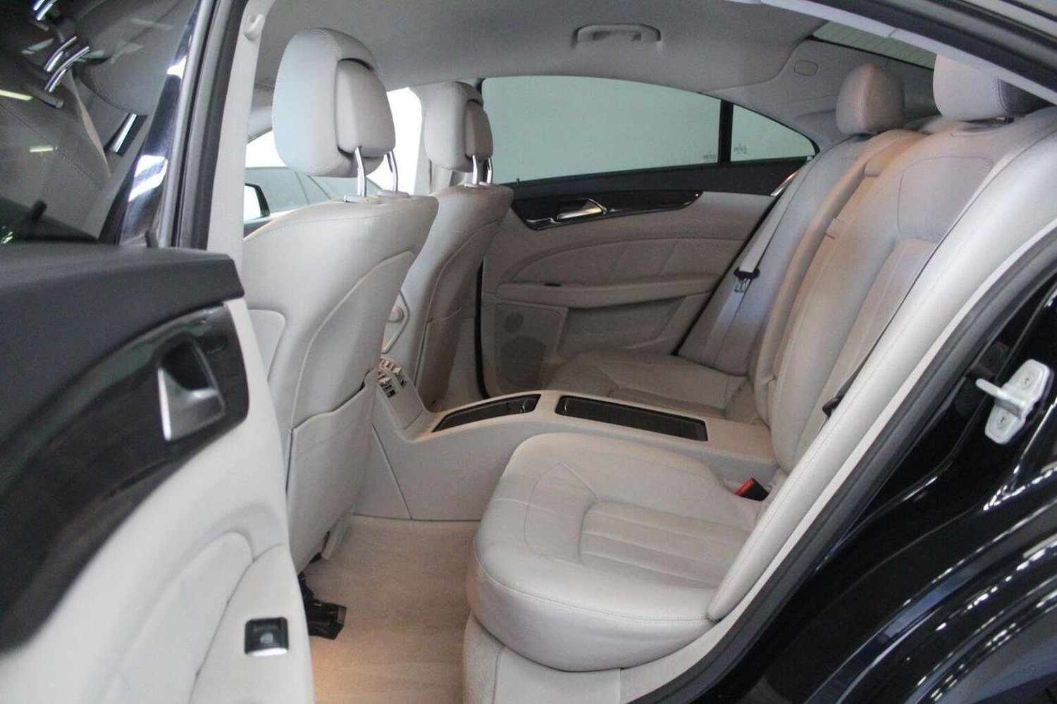Used Mercedes-Benz CLS 2013 for sale - 76041065: Photo 51
