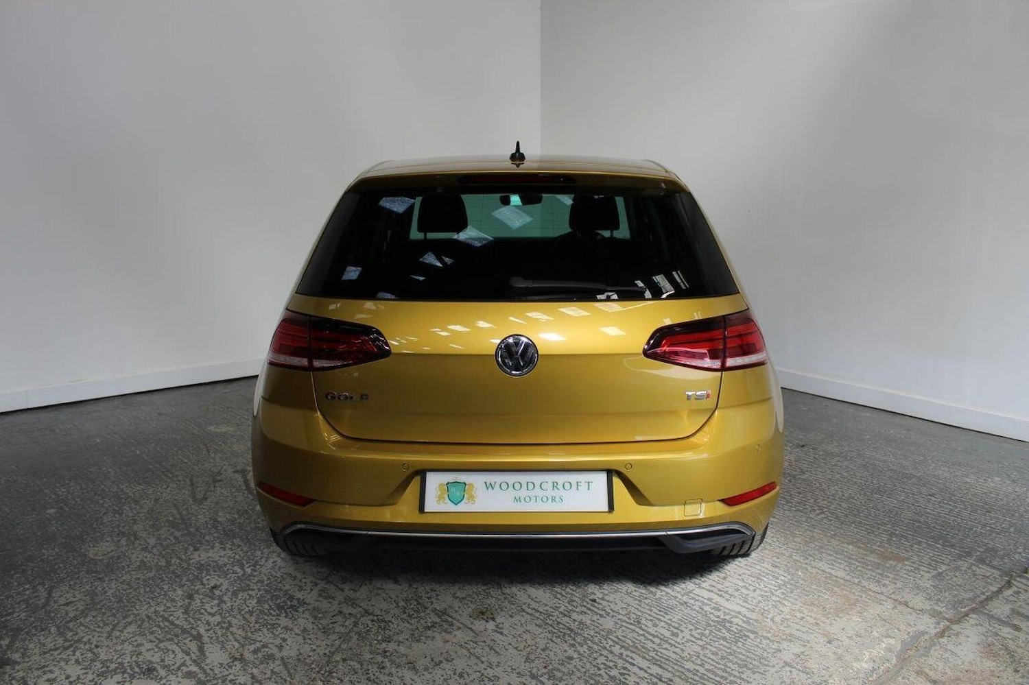 Used Volkswagen Golf 2017 for sale - 77020605: Photo 14
