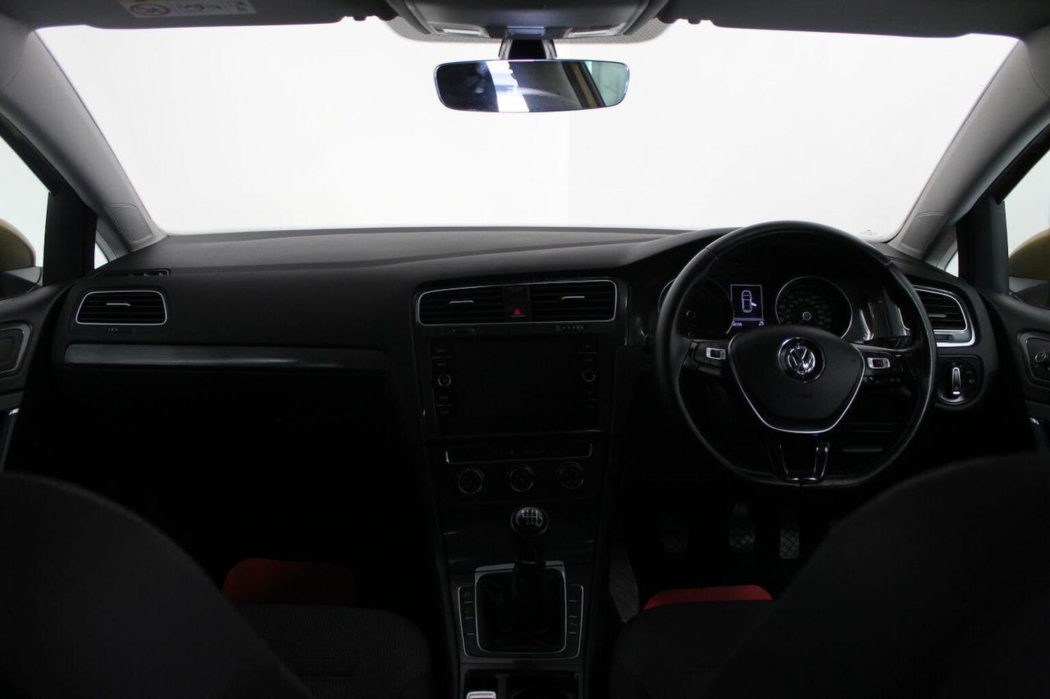 Used Volkswagen Golf 2017 for sale - 77020605: Photo 29