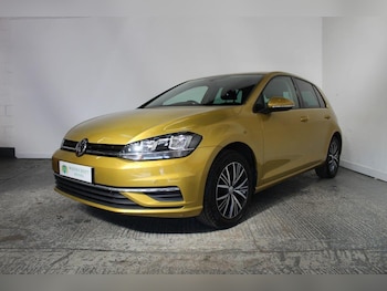 Used Volkswagen Golf 2017 for sale - 77020605: Photo
