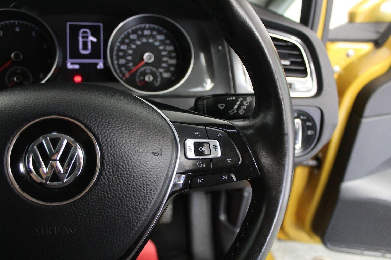 Used Volkswagen Golf 2017 for sale - 77020605: Photo 46