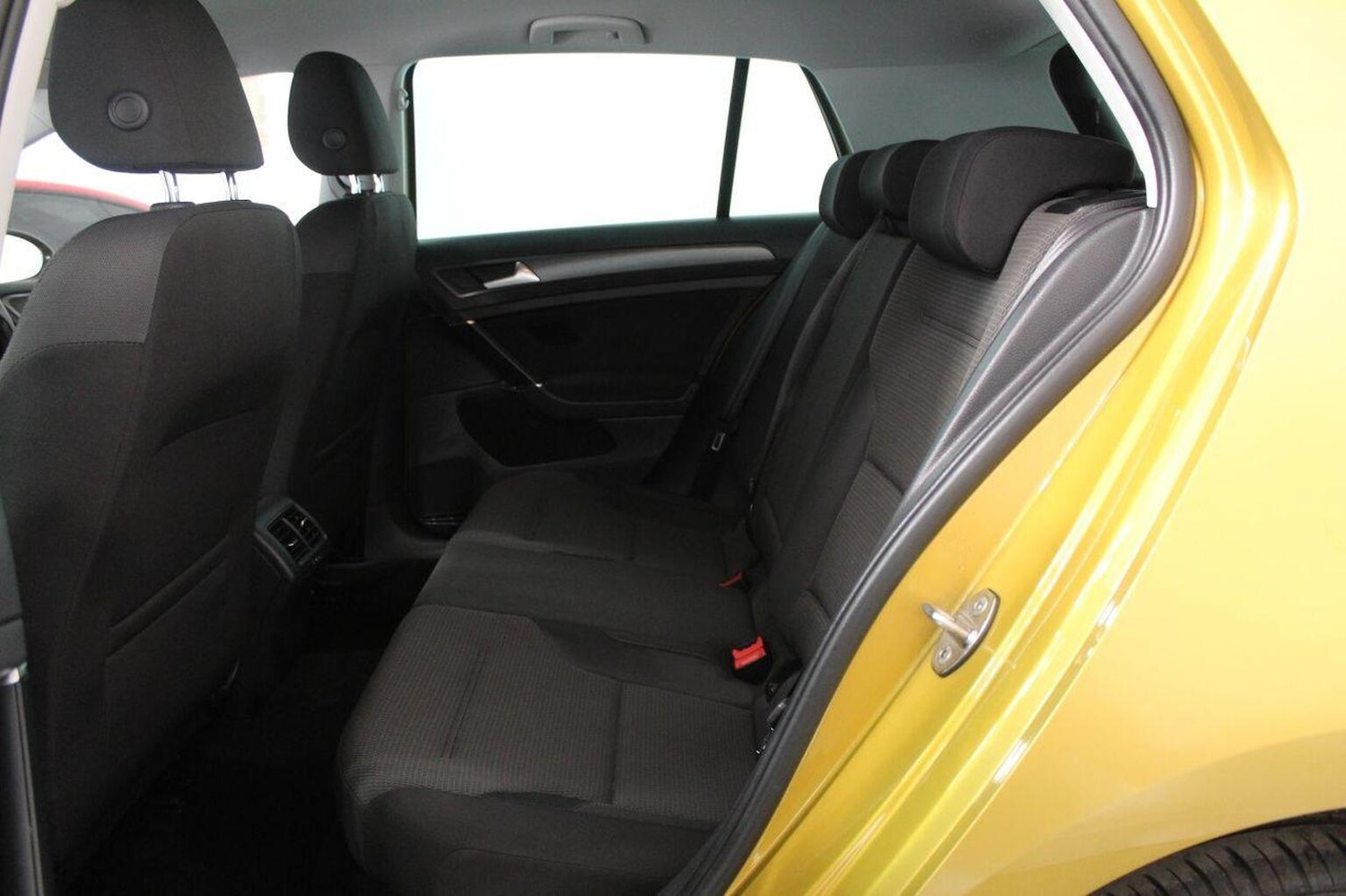 Used Volkswagen Golf 2017 for sale - 77020605: Photo 52