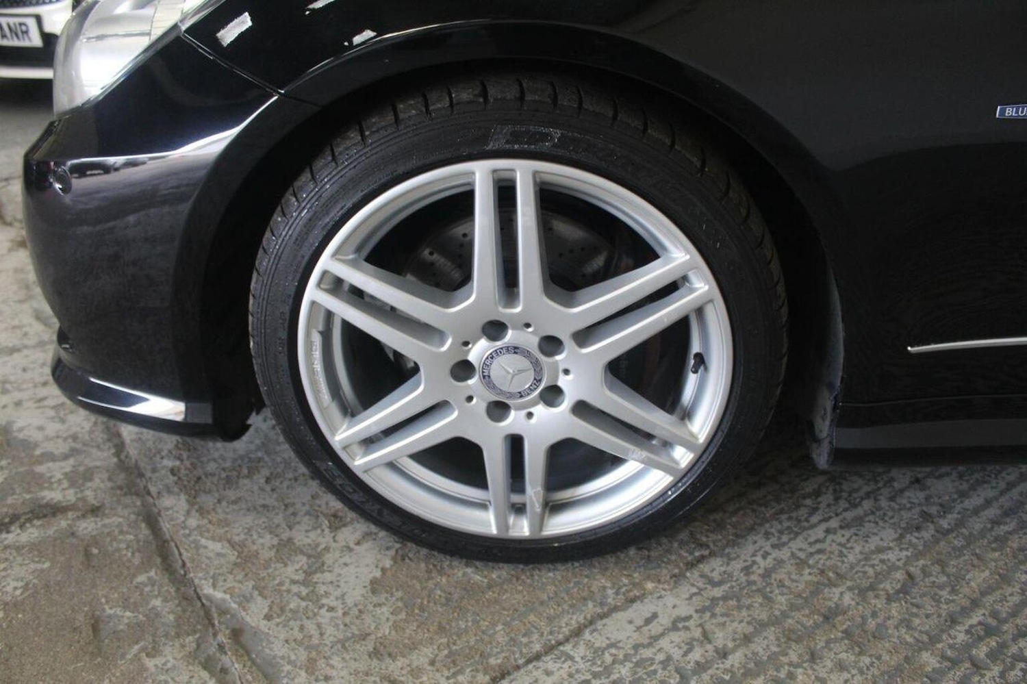 Used Mercedes-Benz E Class 2011 for sale - 77937944: Photo 57