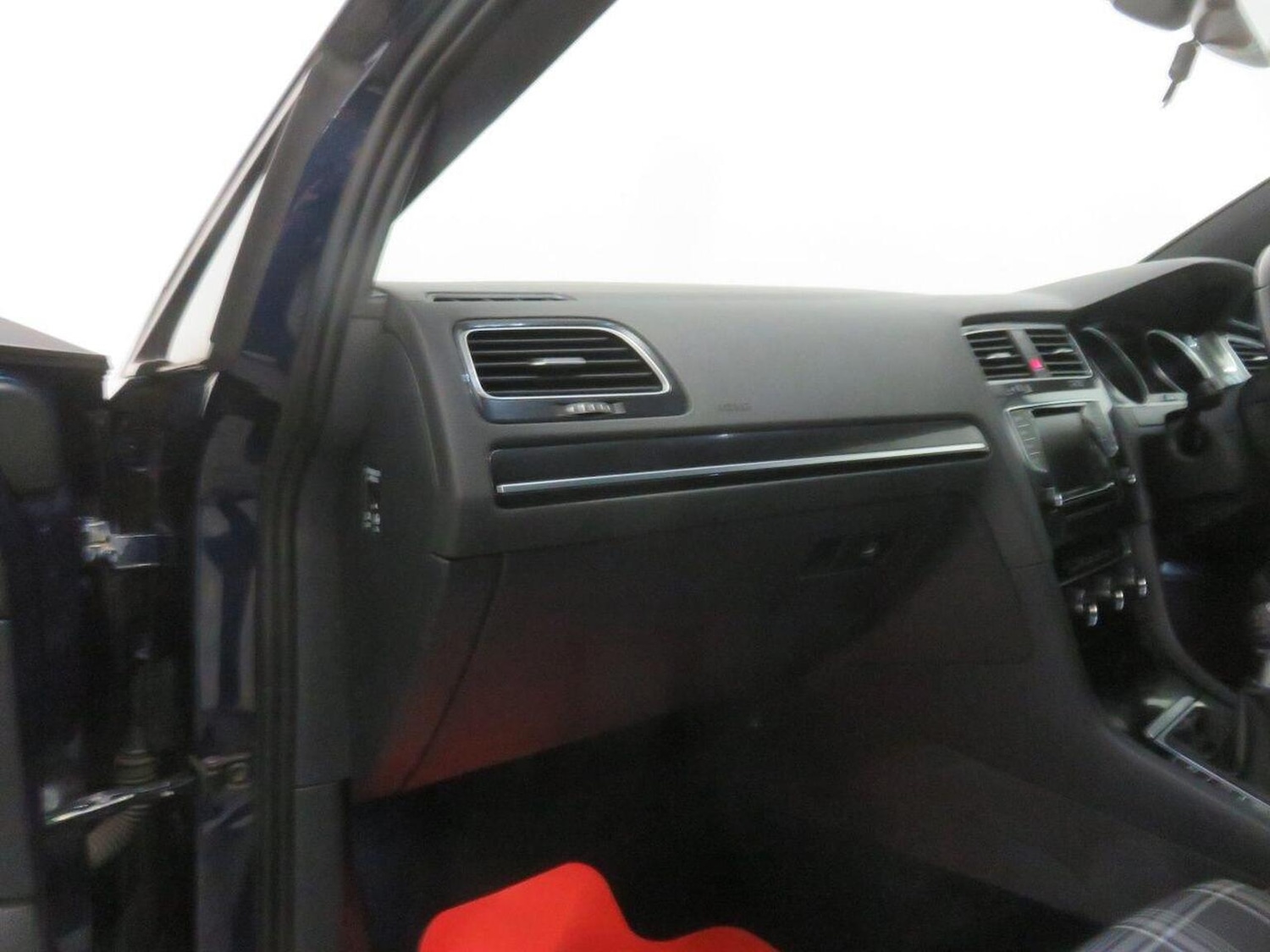 Used Volkswagen Golf 2015 for sale - 76376895: Photo 23