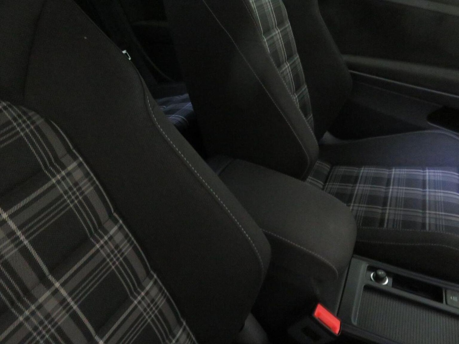 Used Volkswagen Golf 2015 for sale - 76376895: Photo 31